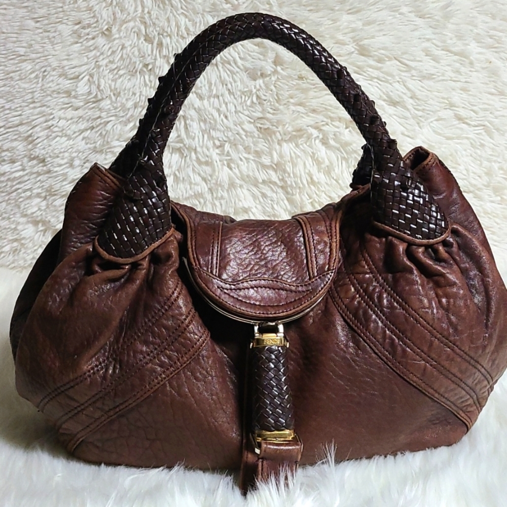 💯 Authentic Fendi Handbag 🍀